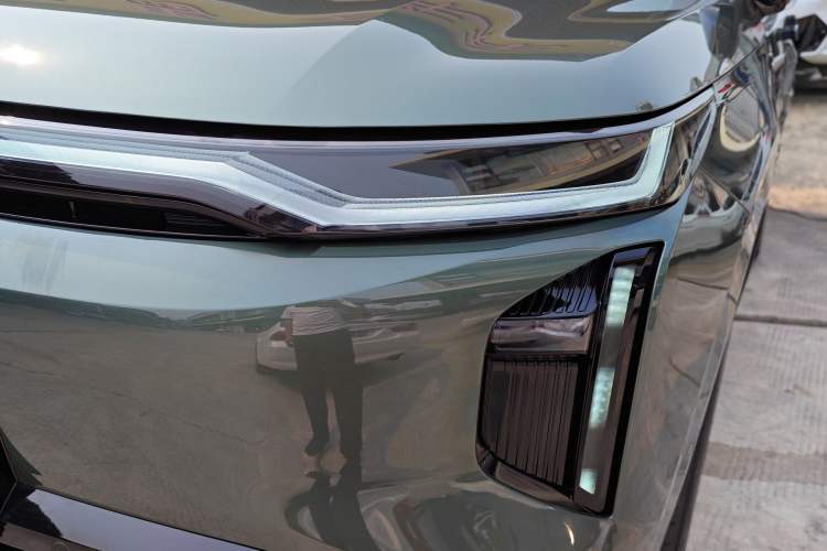 Used GAC Trumpchi Xiangwang S7 2025 180km Ultra All-Wheel Drive LiDAR Edition Left Front Headlight