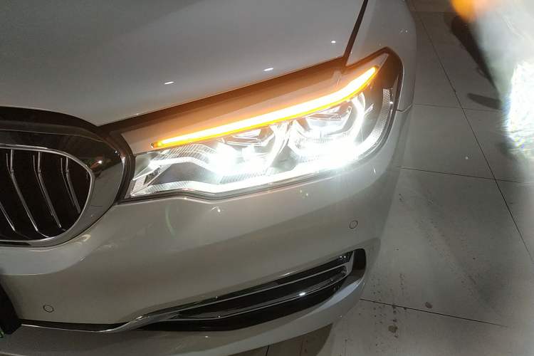 Used BMW 5 Series New Energy 2020 530Le Pioneer Edition
