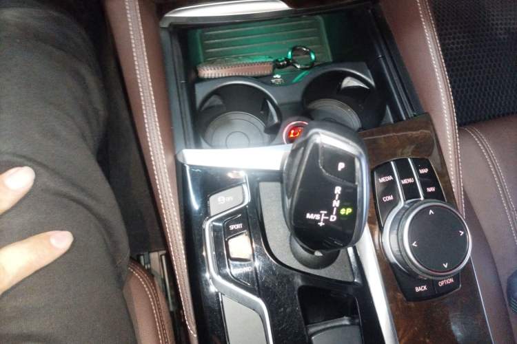 Used BMW 5 Series 2019 525Li Luxury Package