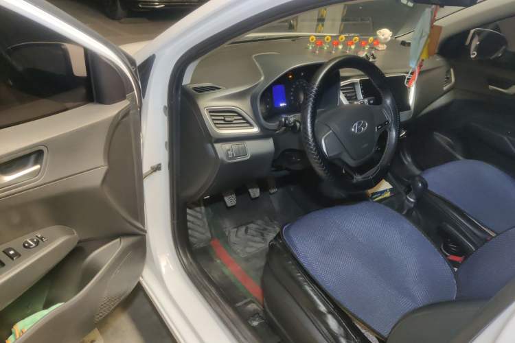 Used Hyundai Verna (new generation) 2016 1.4L Manual Cool Edition GLS
