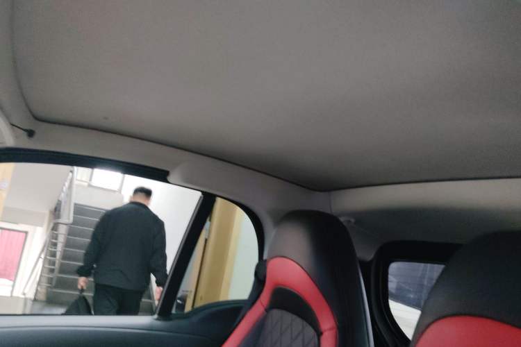 Used smart fortwo 2015 1.0 MHD New Year Special Edition
