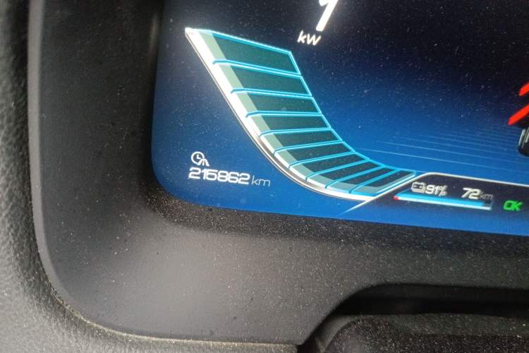 Used BYD Tang New Energy 2018 DM 2.0T All-Wheel Drive Smart Connectivity Luxury Model 7 Seats China V Emission Standard
