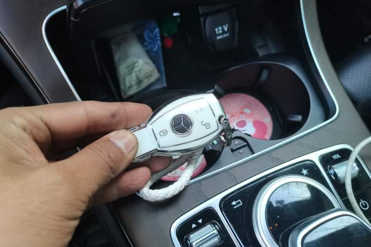 Used Mercedes-Benz GLC 2019 GLC 300 L 4MATIC Dynamic Model