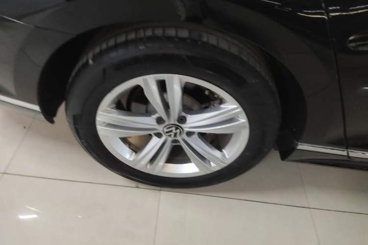 Used Volkswagen Magotan 2025 Zhongxiang Version 280TSI DSG Comfort Edition
