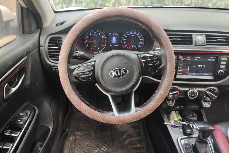 Used Kia KX Cross 2018 1.6L Automatic Dynamic Sunroof Version