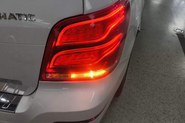 Used Mercedes-Benz GLK-Class 2015 GLK 260 4MATIC Dynamic Edition Ultimate Version