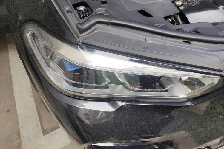 Used BMW X5 2019 xDrive40i Luxury Model with M Sport Package
