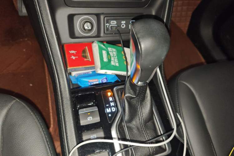 Used Jeep Commander 2018 2.0T Two-Wheel Drive Enjoy Edition China V