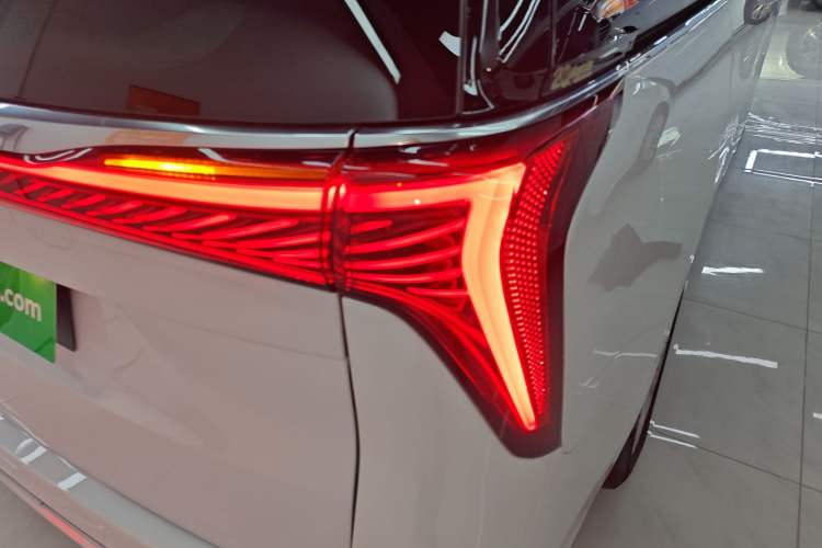 Used Buick Century 2023 2.0T Six-Seater Yinshi Edition