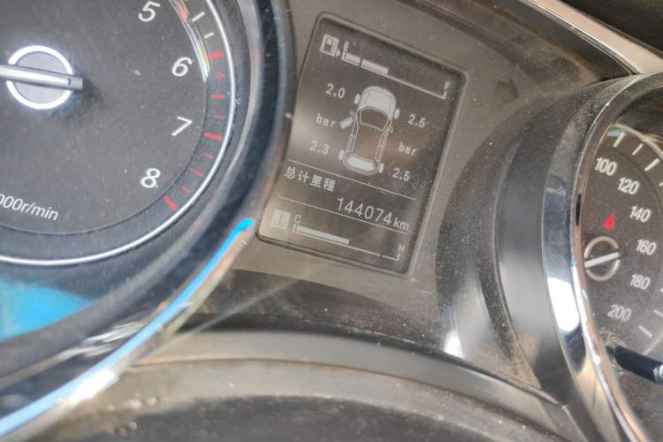 Used Wuling Hongguang 2016 1.5L S1 Deluxe Model China V-standard