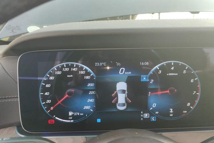 Used Mercedes-Benz E-Class 2022 Second Facelift E 300 L Luxury Edition