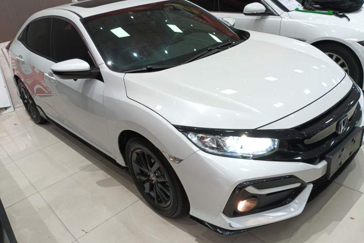 Used Honda Civic 2021 HATCHBACK 220TURBO CVT New Trendsetter
