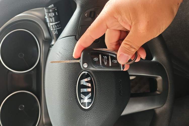 Used Kia Sportage R 2015 2.0L Automatic Two-Wheel Drive GL
