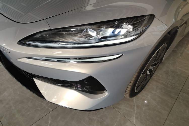 Used Denza Z9GT 2024 1100 Four-Wheel Drive Max Edition