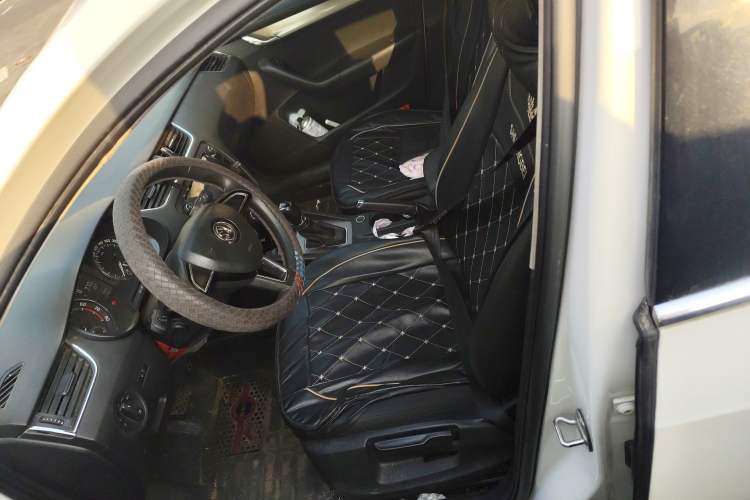 Used Skoda Octavia 2018 1.6L Automatic Comfort Edition Left Front Seat