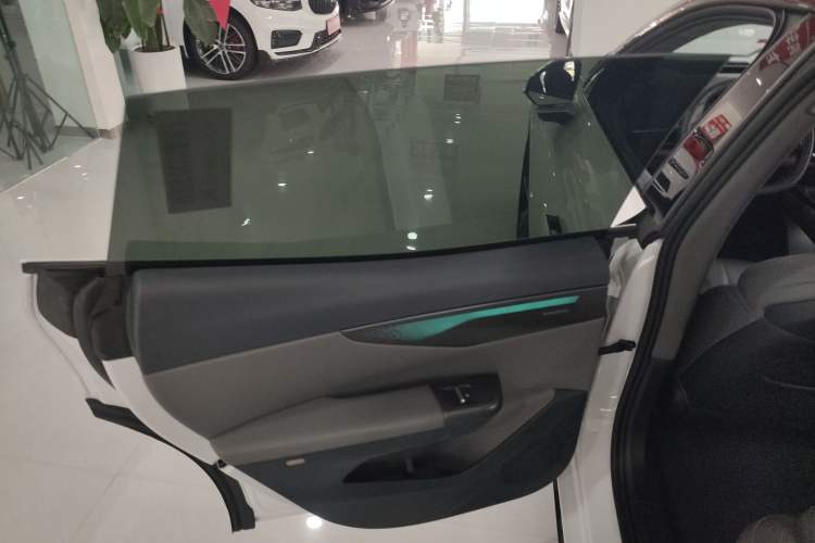 Used Lynk & Co 07 2024 EM-P 126 Long-Range Ultra