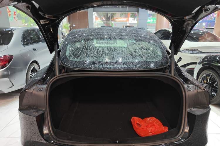 Used Tesla Model 3 2023 Rear-Wheel-Drive Version