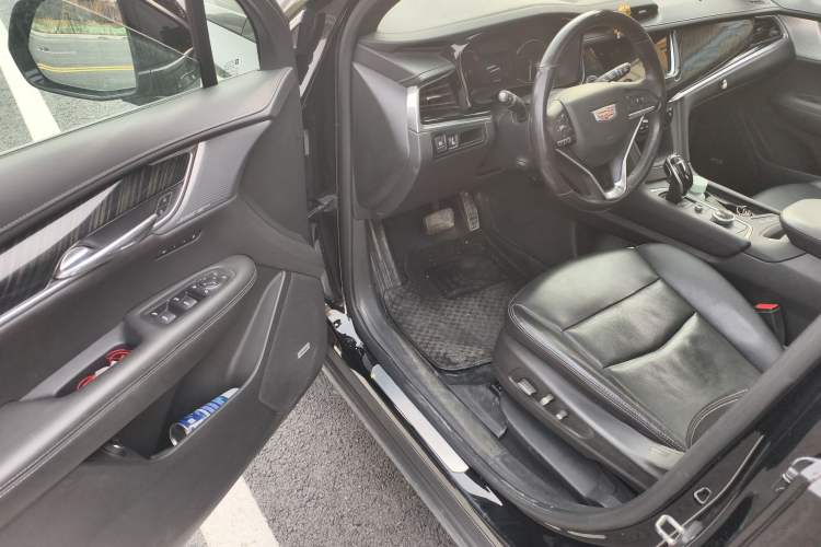 Used Cadillac XT6 2021 2.0T Six-Seater Four-Wheel-Drive Luxury Version