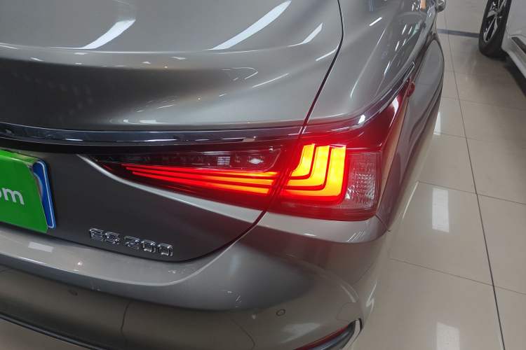 Used Lexus ES 2018 200 Excellence Edition China V Standard