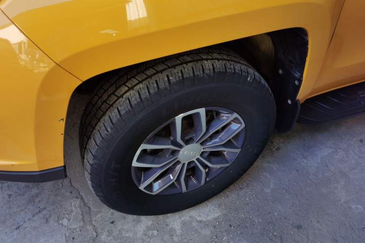 Used JMC Yuhu EV 2022 4x2 LX JX6510PA5BEV
