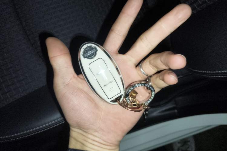 Used Nissan Tiida 2016 1.6L CVT Smart Drive Edition
