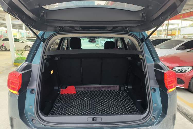 Used Citroen C5 AIRCROSS 2019 350THP Enjoyment Model China V Standard
