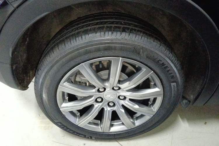 Used Cadillac XT4 2021 28T Two-Wheel Drive Leading Version
