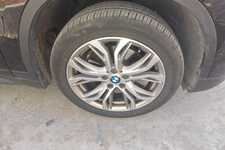 Used BMW X1 2018 sDrive20Li Leading Model