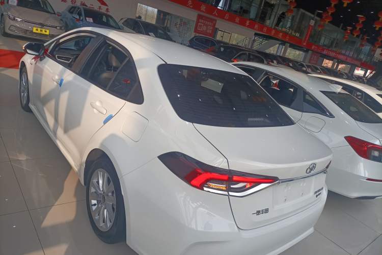 Used Toyota Corolla 2024 1.8L Smart Electric Hybrid Dual-Engine Elite Edition