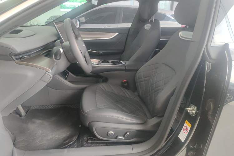 Used CHANGAN NEVO A07 2024 Pure Electric "True Fragrance" Edition 515 Prestige Model Left Front Seat