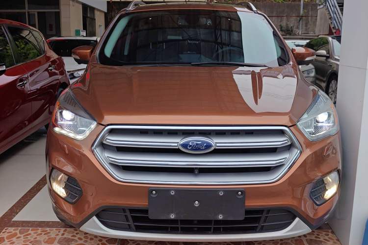 Used Ford Kuga 2018 Facelifted EcoBoost 180 Two-Wheel Drive Luxury Wing Edition