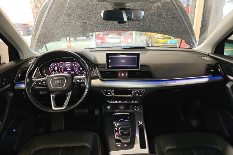 Used Audi Q5L 2020 40 TFSI Prestige Fashion Edition Center Console