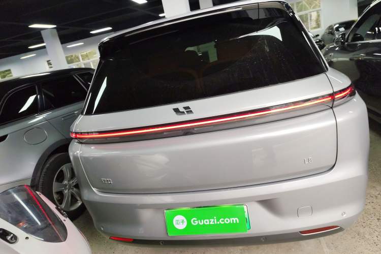 Used Li Auto L8 2023 Pro Model
