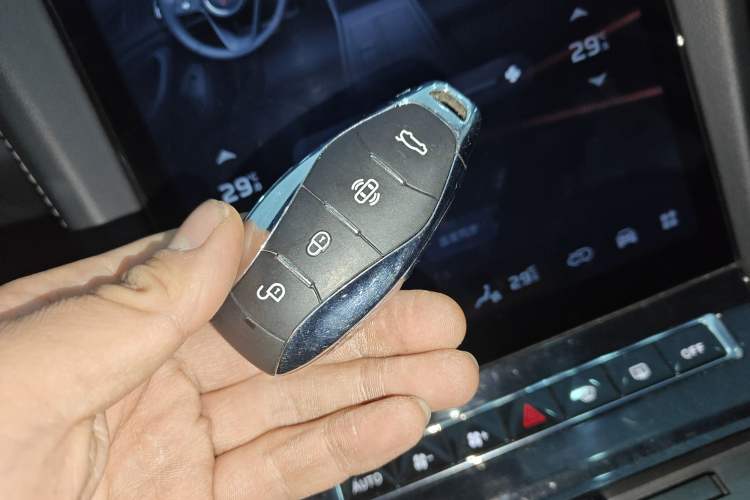 Used Hongqi H5 2024 1.5T DCT Smart Connect Flagship Edition