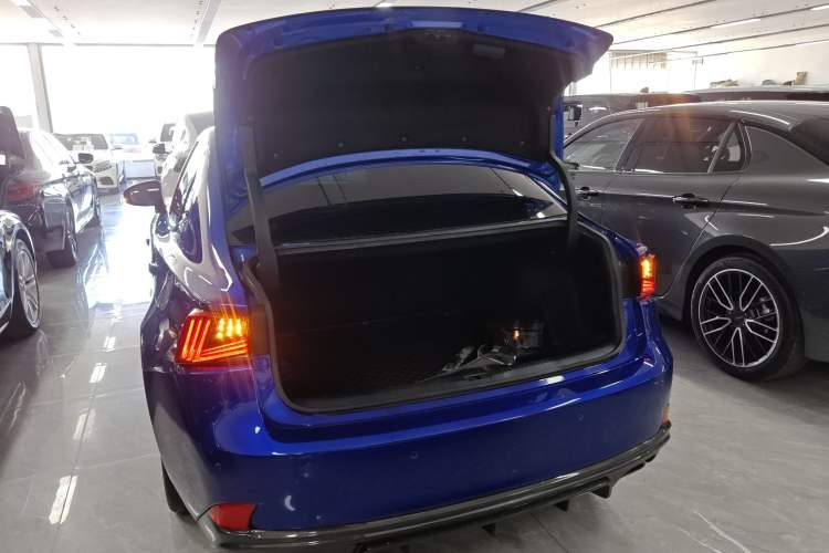 Used Lexus IS 2017 300 F SPORT Edition
