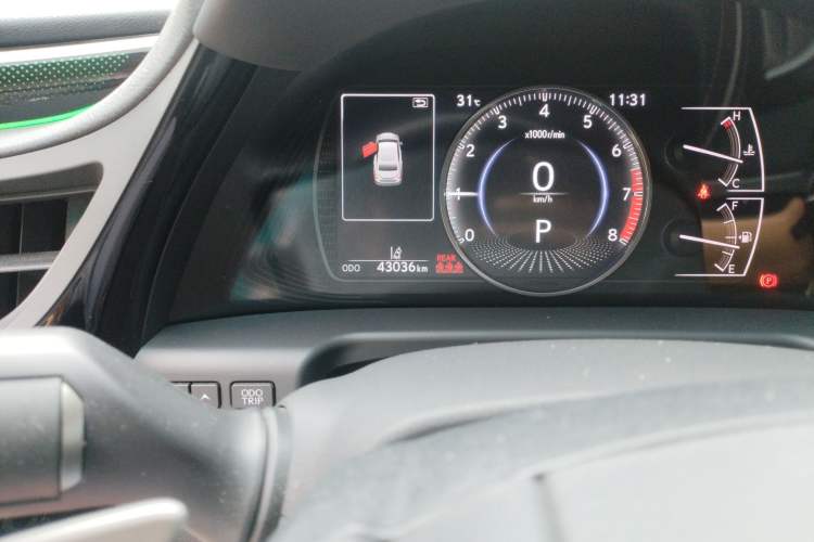 Used Lexus ES 2023 200 Excellence Edition Odometer Close Up