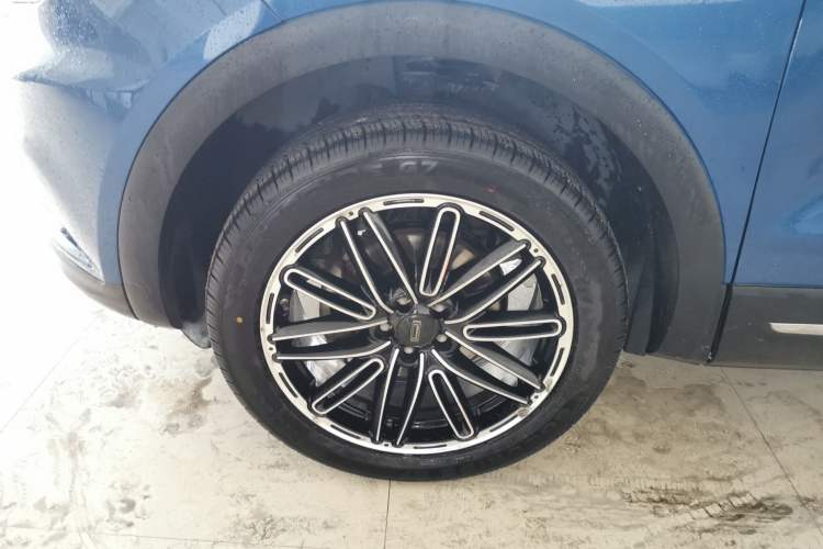 Used Qoros 5 2017 1.6T Automatic Flagship Model Left Front Wheel Hub