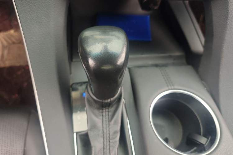 Used Toyota Avalon 2019 2.5L Touring Premium Version China V Standard