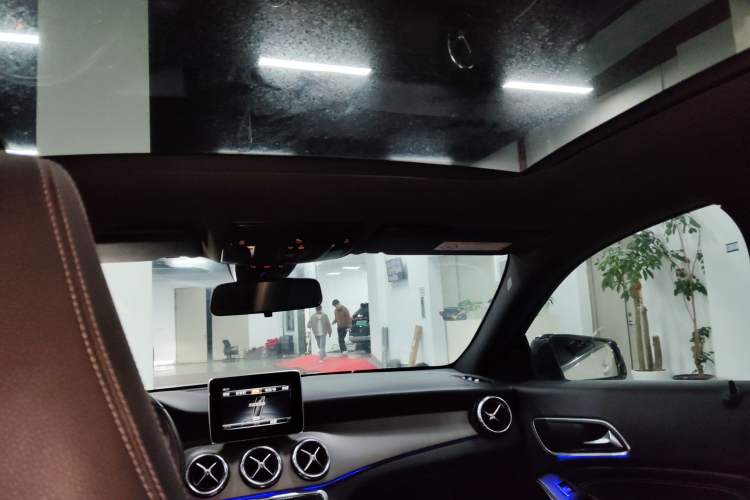 Used Mercedes-Benz CLA 2016 Facelifted CLA 200 Stylish Edition Headliner