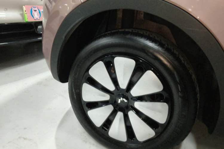 Used Wuling Bingo 2023 333 km Lingxi Connected+ Version
