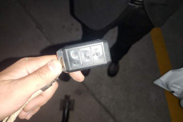 Used BYD e2 2019 400 Travel Edition