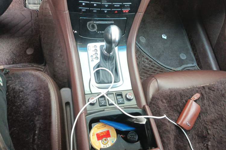 Used Infiniti QX50 2015 2.5L Luxury Edition Gear Lever