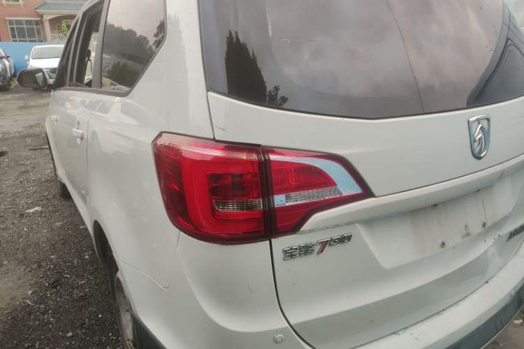 Used Baojun 730 2016 1.5L Manual Value Edition 7 Seats China V Emission Standard