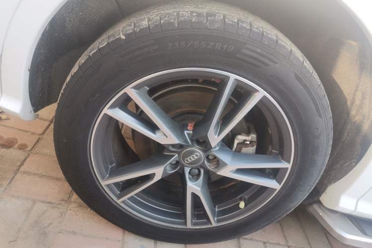 Used Audi Q5L 2020 Updated 40 TFSI Prestige Fashion Edition Exterior 4