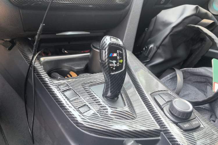 Used BMW 3 Series 2014 320Li Fashion Model Gear Lever