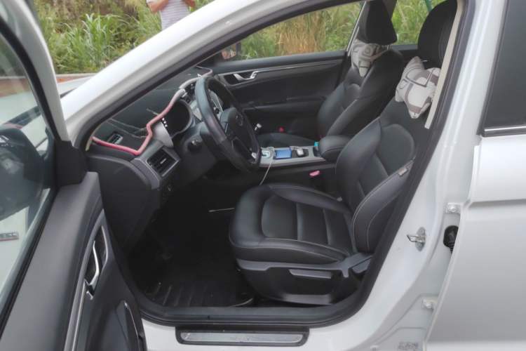 Used Geely Auto Emgrand GL 2018 1.4T DCT Elite Smart Connectivity Version
