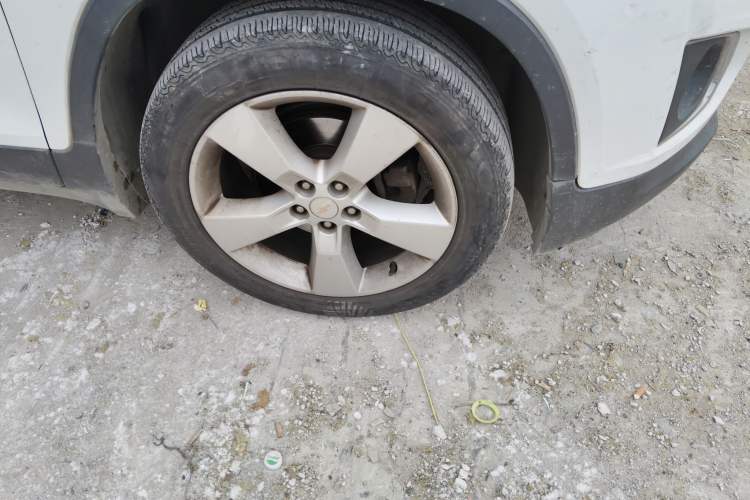 Used Chevrolet Trax 2016 1.4T Automatic Two-Wheel Drive Luxury Version Right Front Wheel Hub