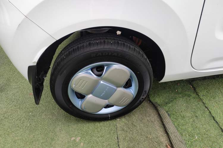 Used Geely Galaxy Panda 2023 Panda Mini 200km Endurance Bear Right Rear Wheel Hub