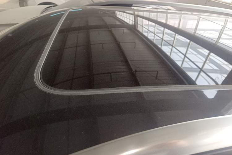 Used Volkswagen Tayron 2022 280TSI Two-Wheel Drive Luxury Smart Connectivity Version Roof