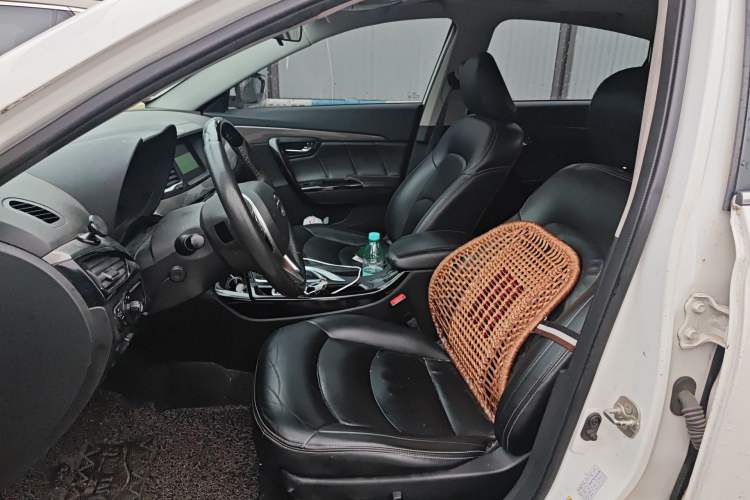 Used GAC Trumpchi GA6 2016 235T DCT Elite Edition Left Front Seat